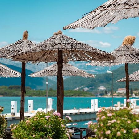 Aquata Apartments Tivat Exterior photo
